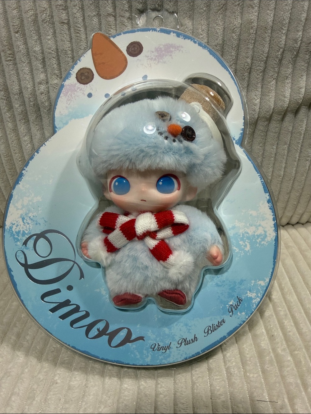 Dimoo World x PopMart Blue Snowman Vinyl Plush Blister Pack. New in package